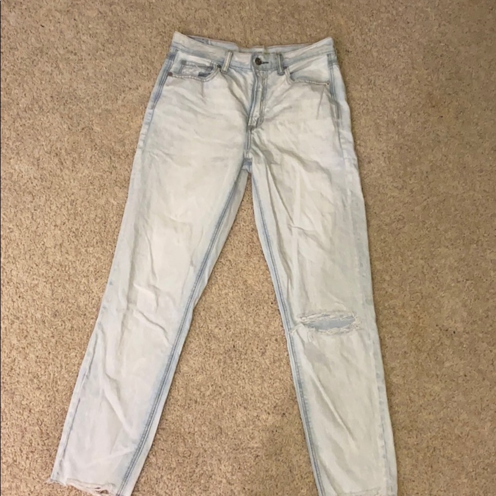American eagle mom jeans